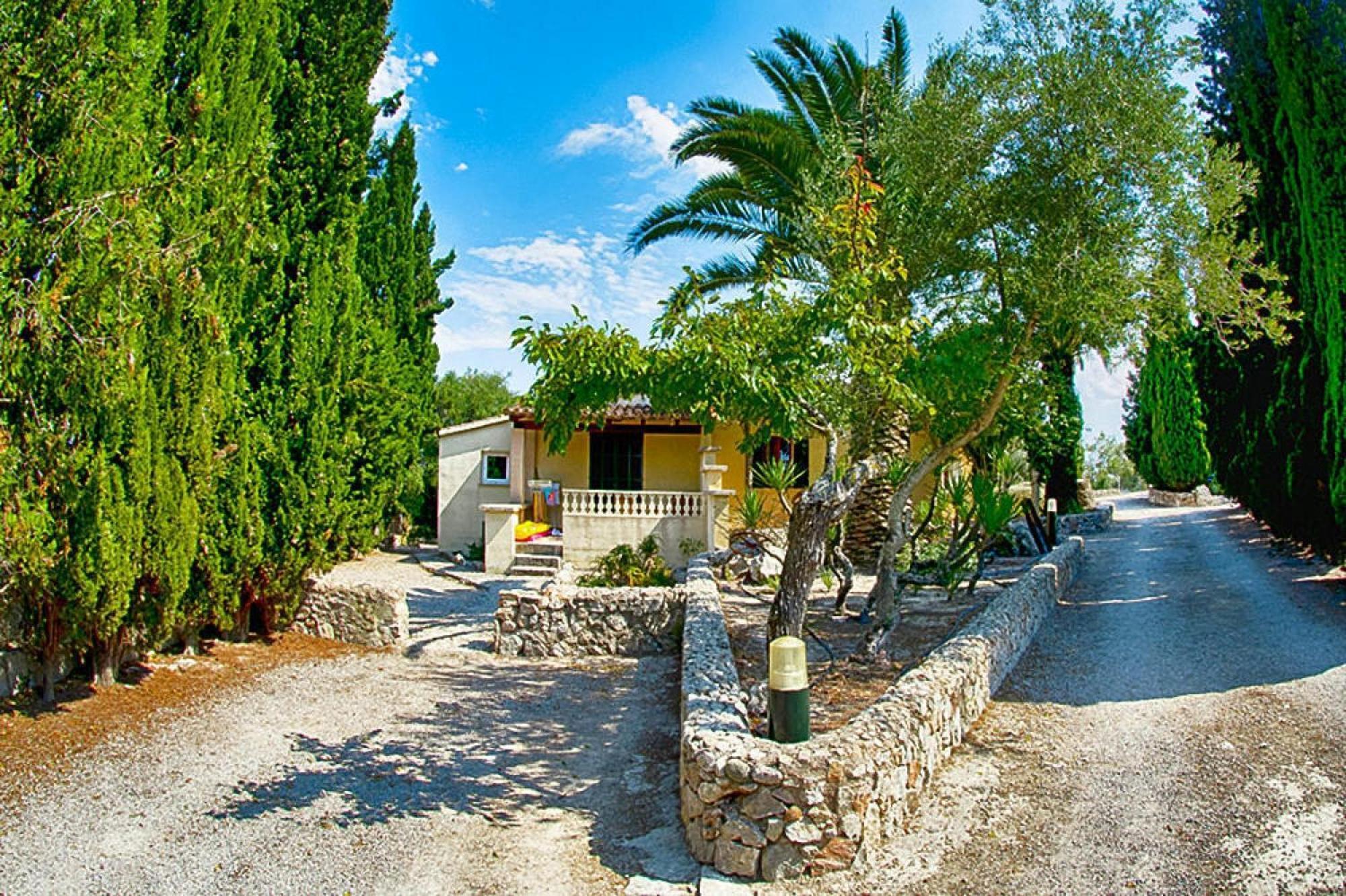 Vakantiehuis In With A Cot Santa Margalida